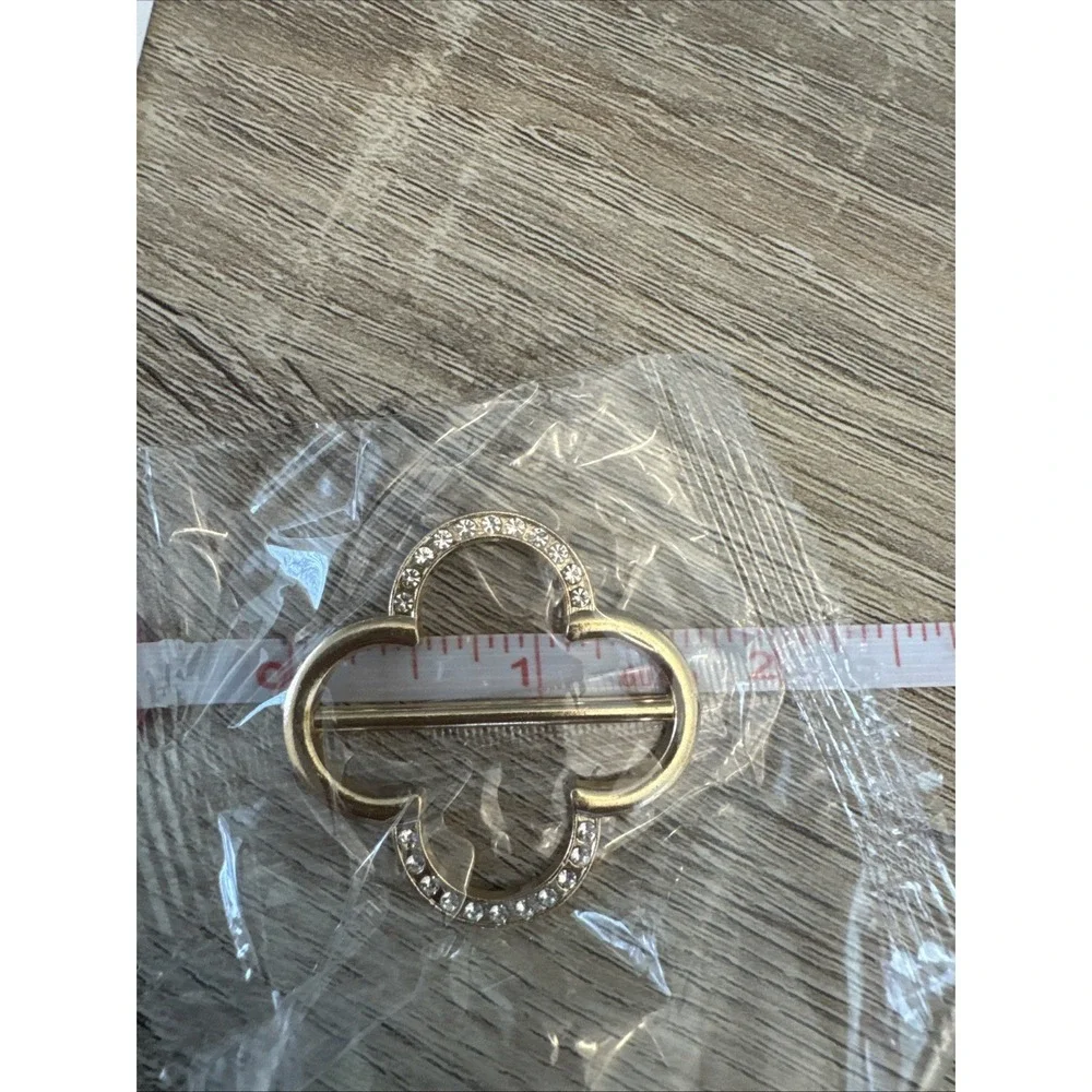 Gold Tone Scarf Clip Set Rhinestone Clover & Faux Pearl Round 1.5 in‎ New